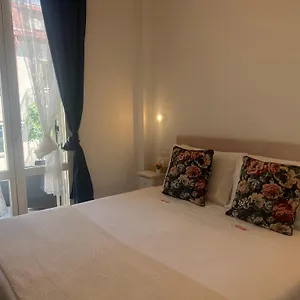  Apartment Regina In Melegnano - Wifi, Breakfast Box And Terrace Italy